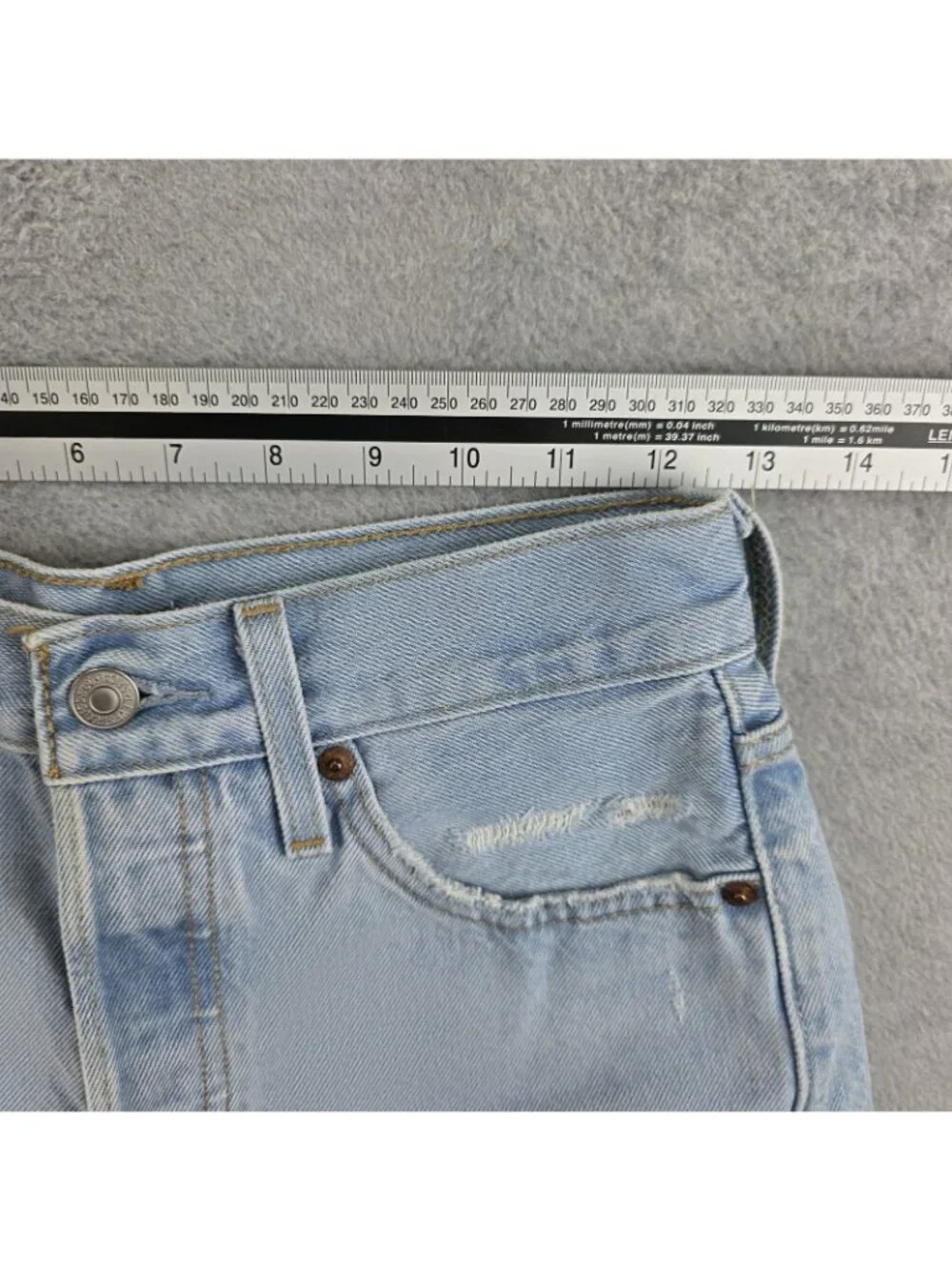 Levis 501 Cut Off Shorts Womens W24 High Rise Button Fly Distressed Frayed Denim